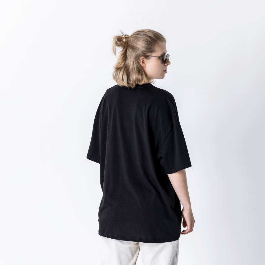 *Limited edition - BluntKnees Oversized Crew Neck T-Shirt (Half Sleeve)