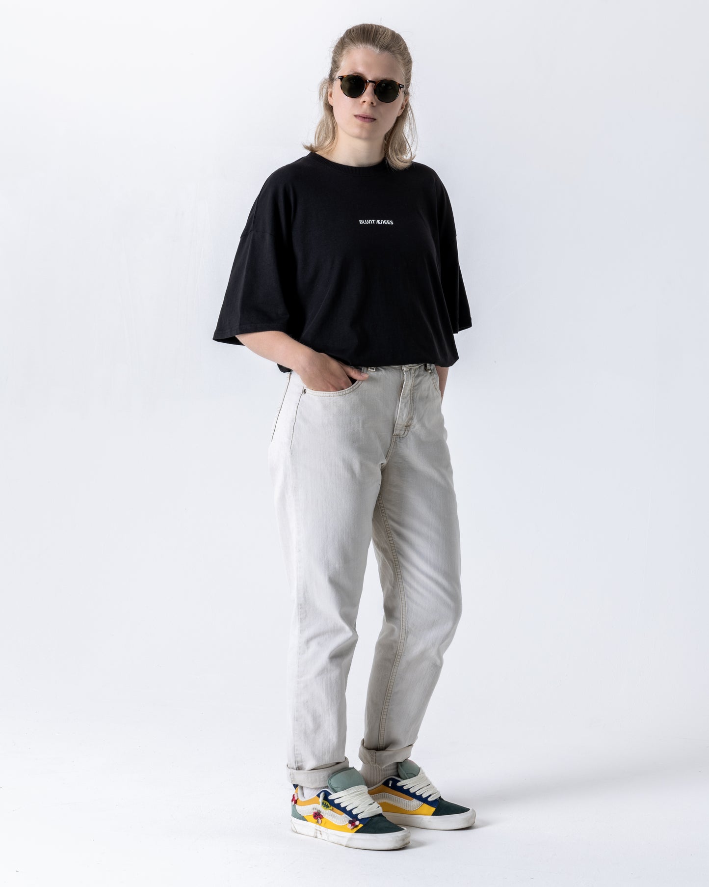 *Limited edition - BluntKnees Oversized Crew Neck T-Shirt (Half Sleeve)