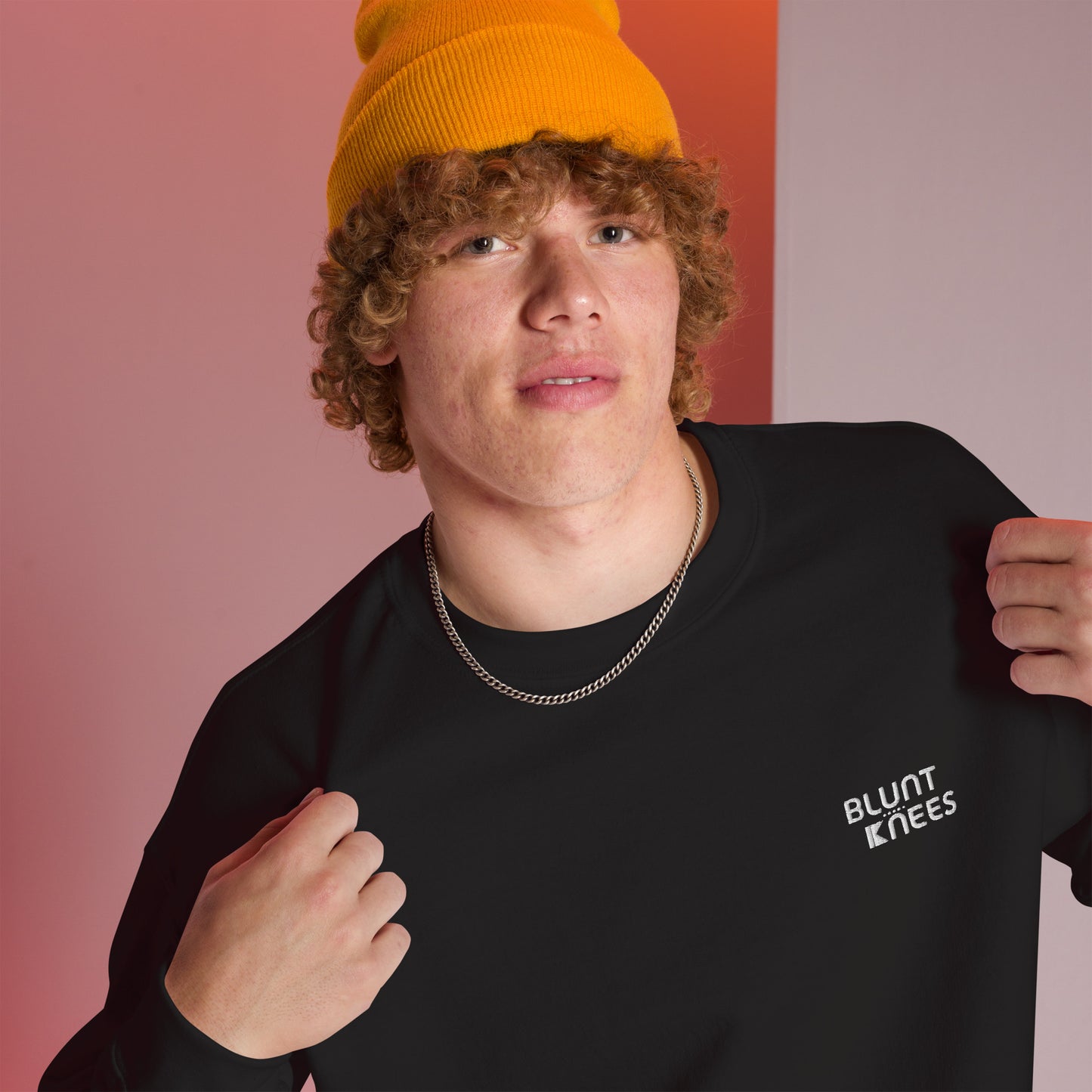 BK Sweatshirt with *Embroidered Logo [white]