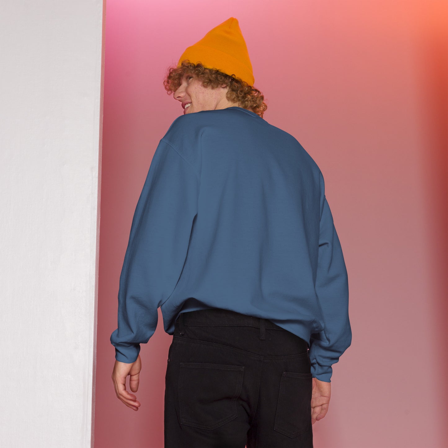 BK Sweatshirt with *Embroidered Logo [black]