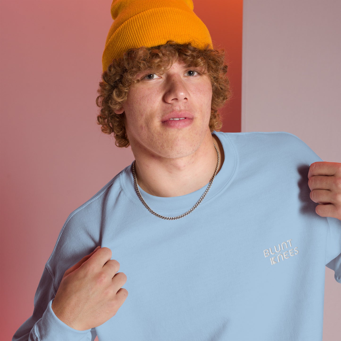 BK Sweatshirt with *Embroidered Logo [white]