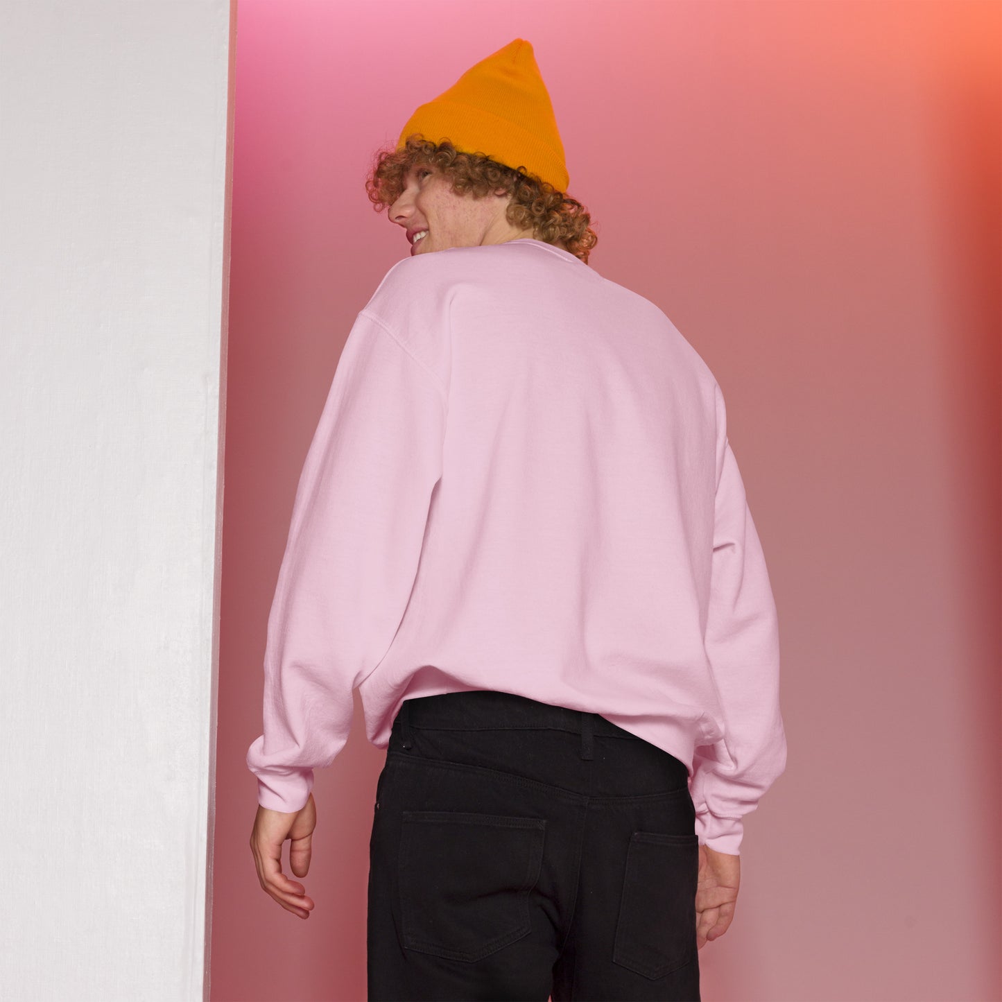 BK Sweatshirt with *Embroidered Logo [white]