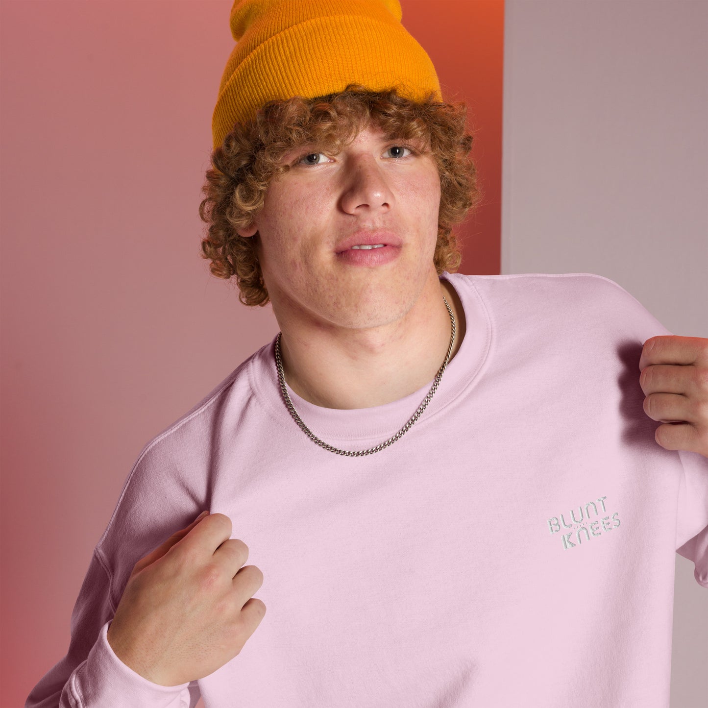 BK Sweatshirt with *Embroidered Logo [white]