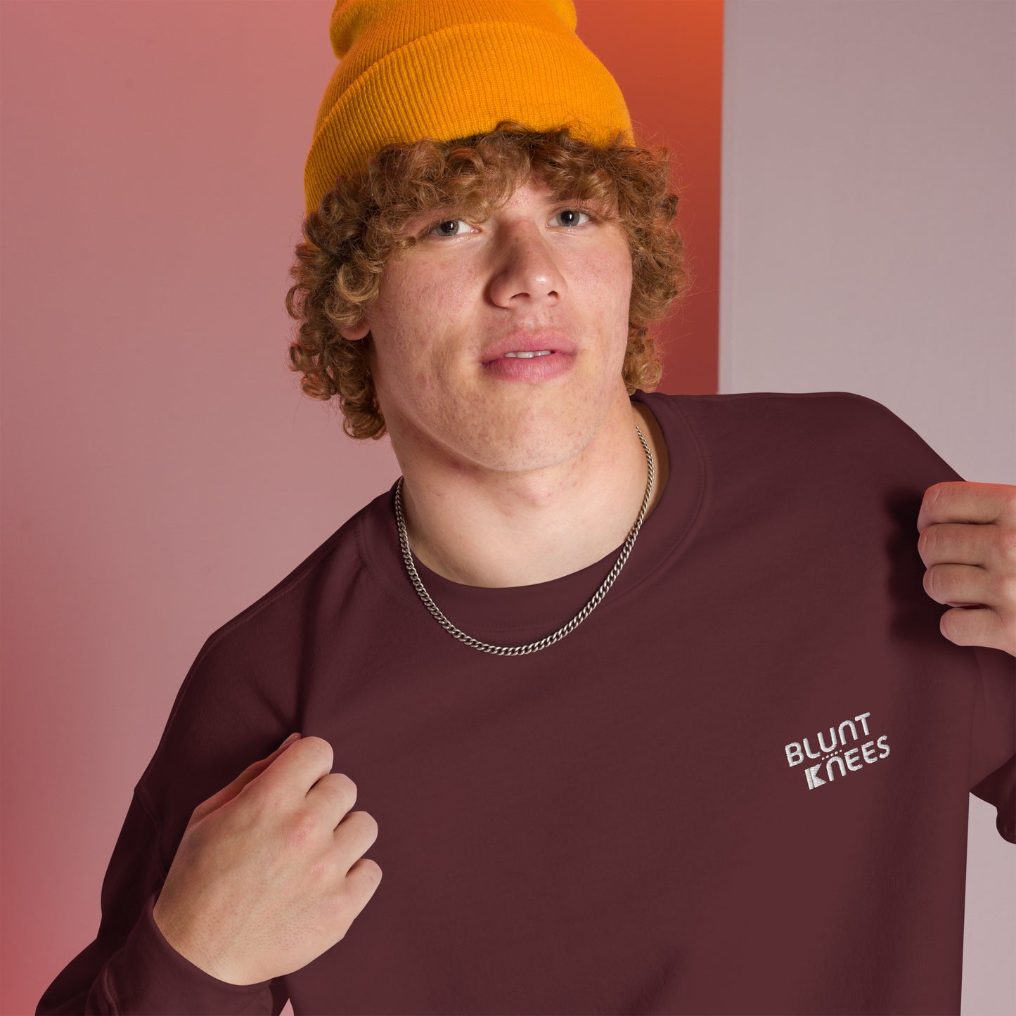 BK Sweatshirt with *Embroidered Logo [white]